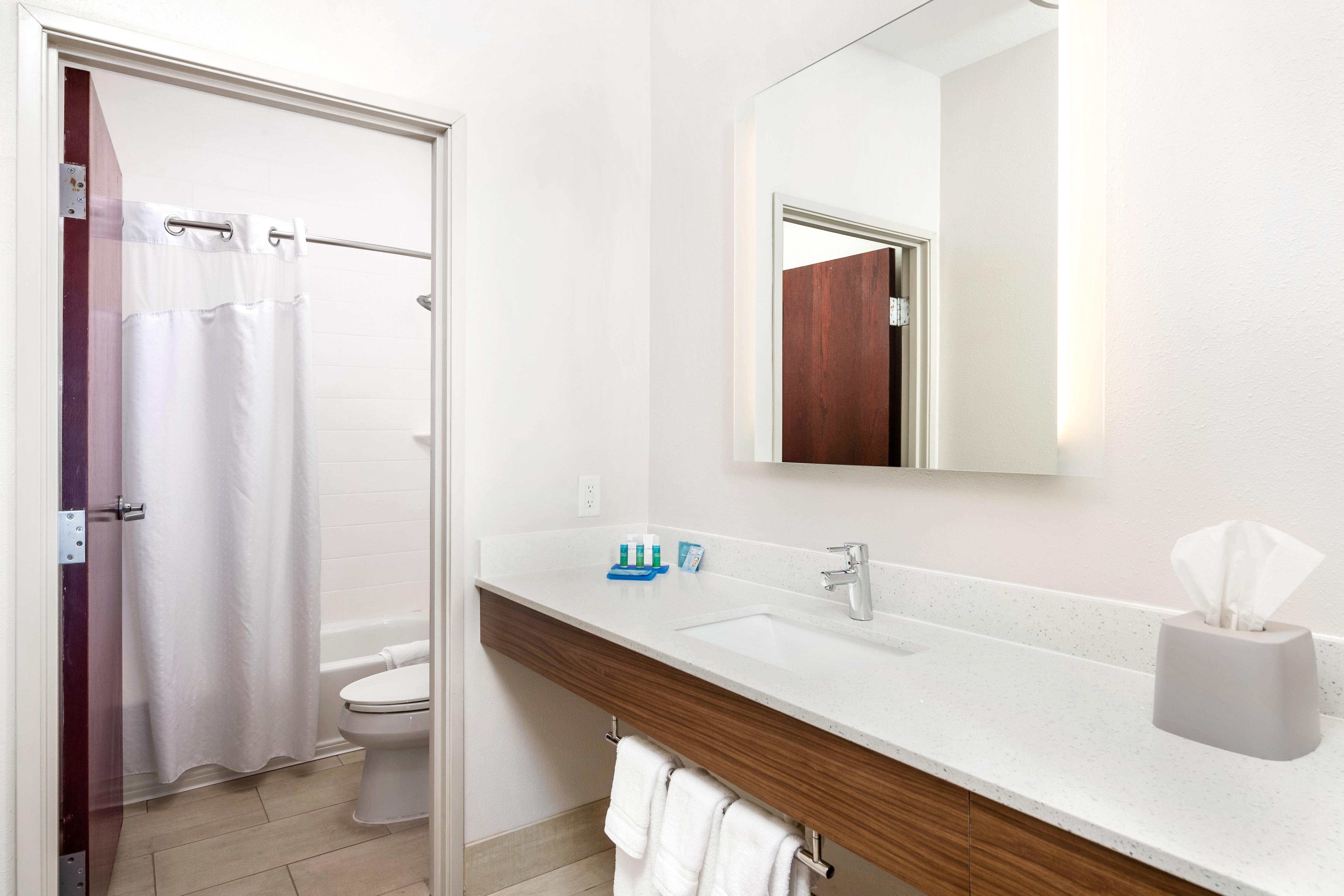 Holiday Inn Express Hotel And Suites Conroe By Ihg Екстериор снимка