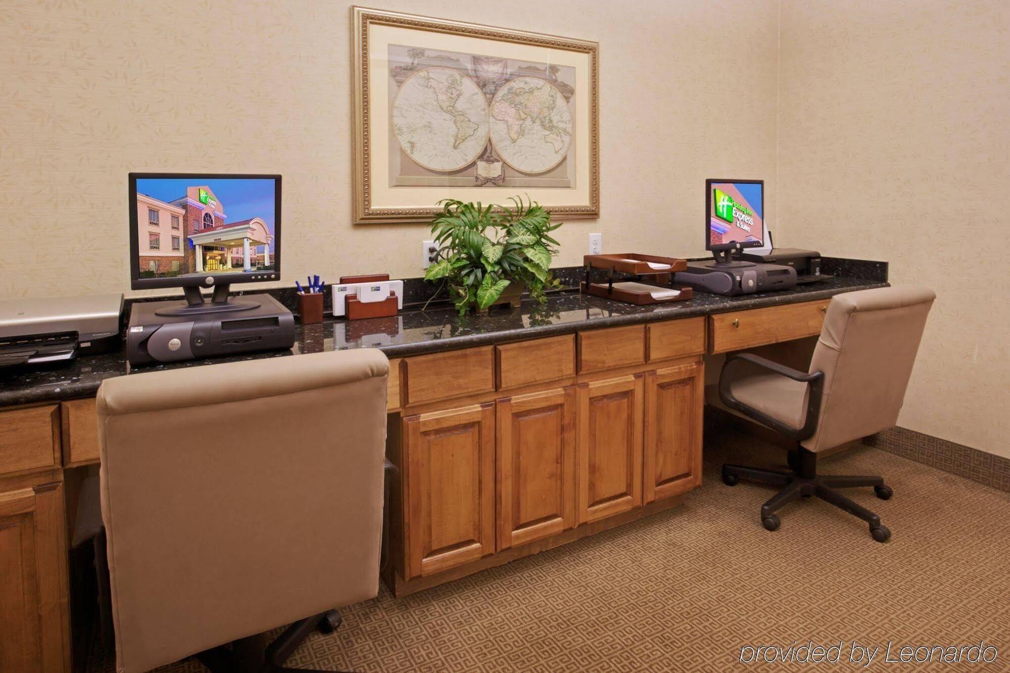Holiday Inn Express Hotel And Suites Conroe By Ihg Екстериор снимка